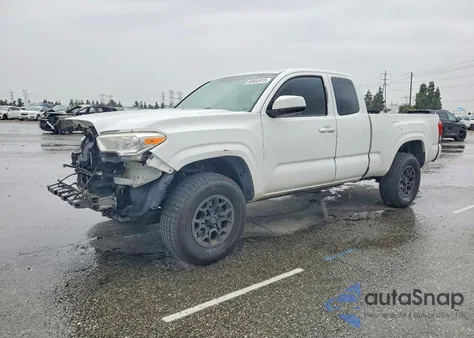 2016 Toyota Tacoma Access Cab z USA, uszkodzony, nr VIN 5TFRX5GN7GX063745